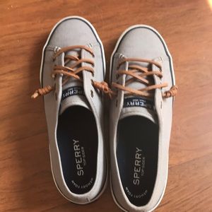 Sperry Top-Siders size 6!